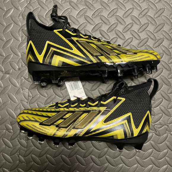 adidas Other - adidas Freak 23 Inline Football Cleats Men's Size 10.5 Core Black/Gold HP2446